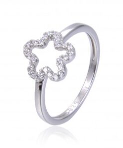 Anillo estrella con circonitas
